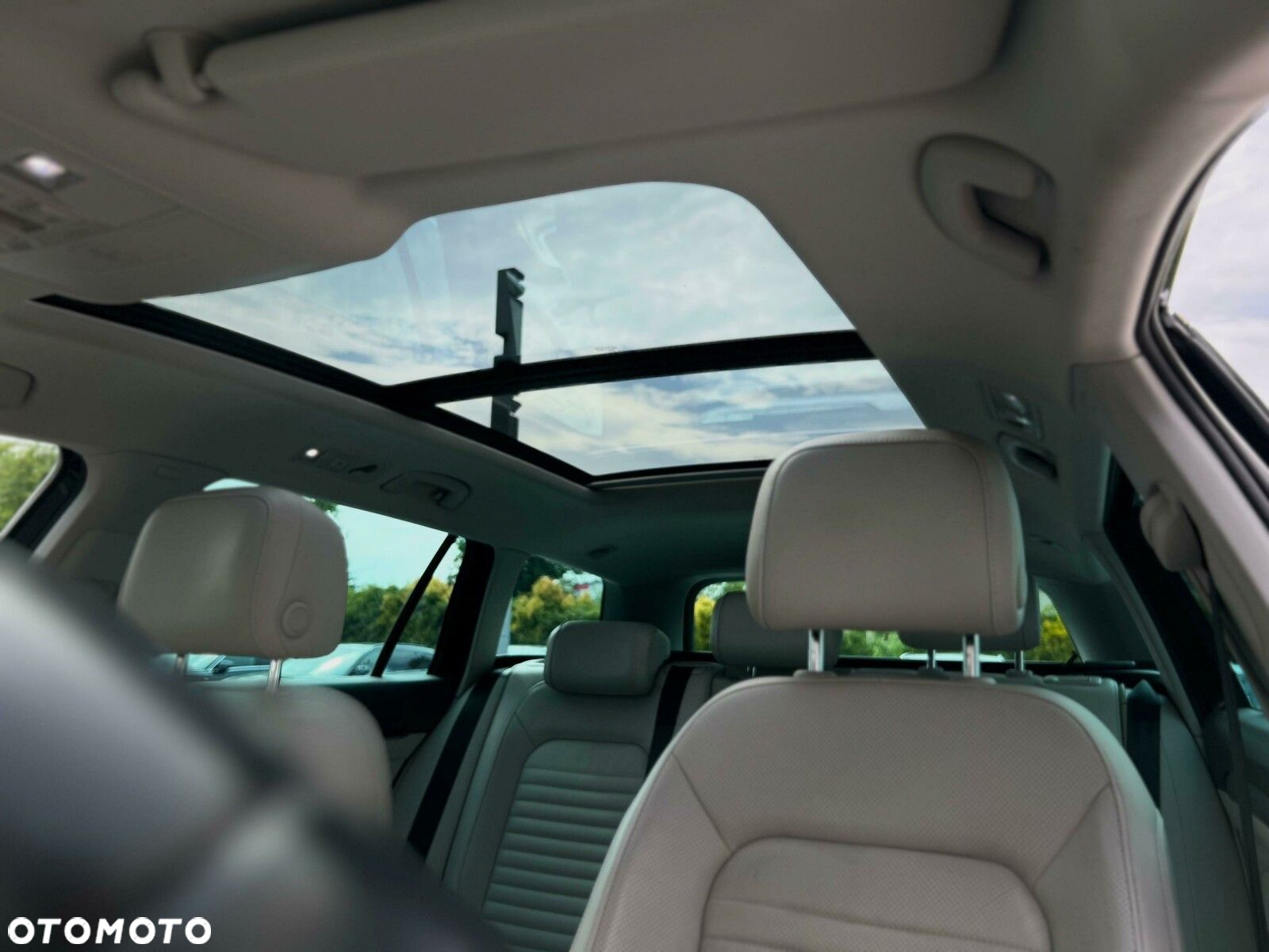 Volkswagen Passat - 39