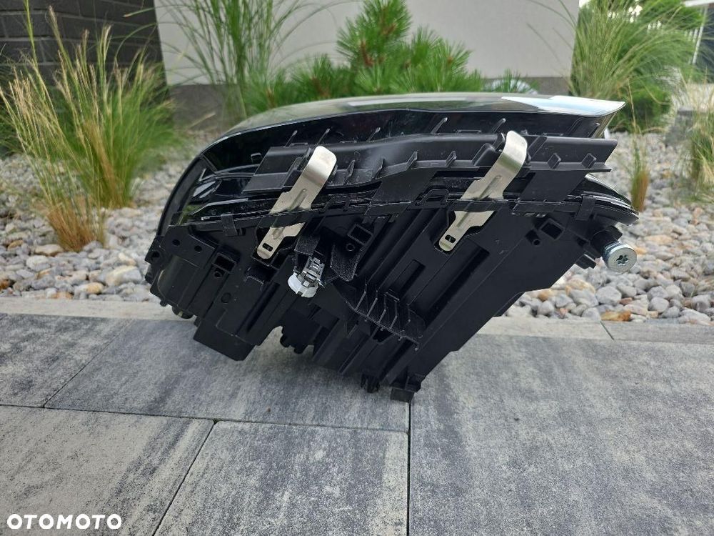 BMW 5 G60 G61 M5 G90 G99 Lampa prawa Full Led Adaptive 5A798D2-11 Srebna - 8