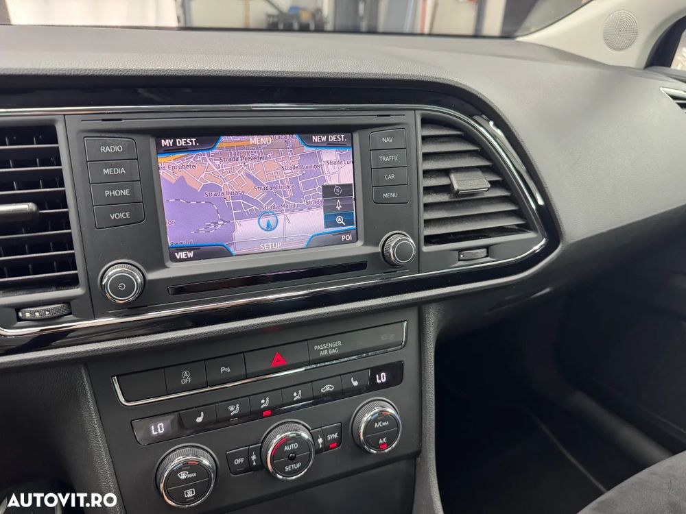 Seat Leon 1.6 TDI ECOMOTIVE Style - 6
