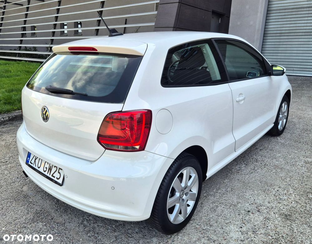 Volkswagen Polo 1.4 16V Highline - 4