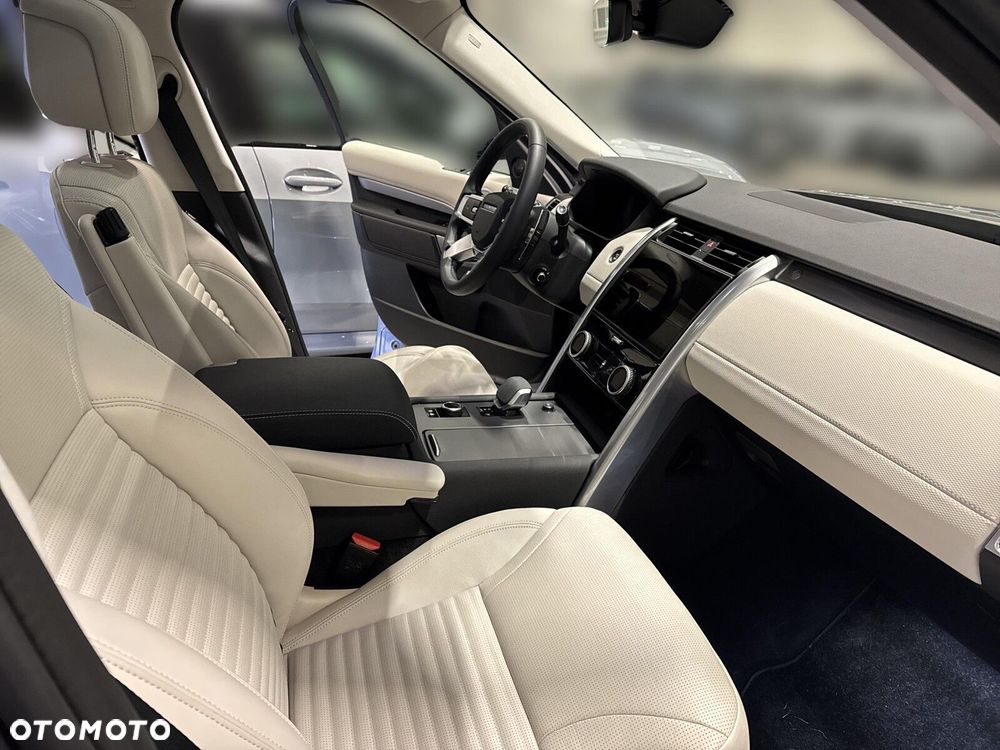 Land Rover Discovery - 24