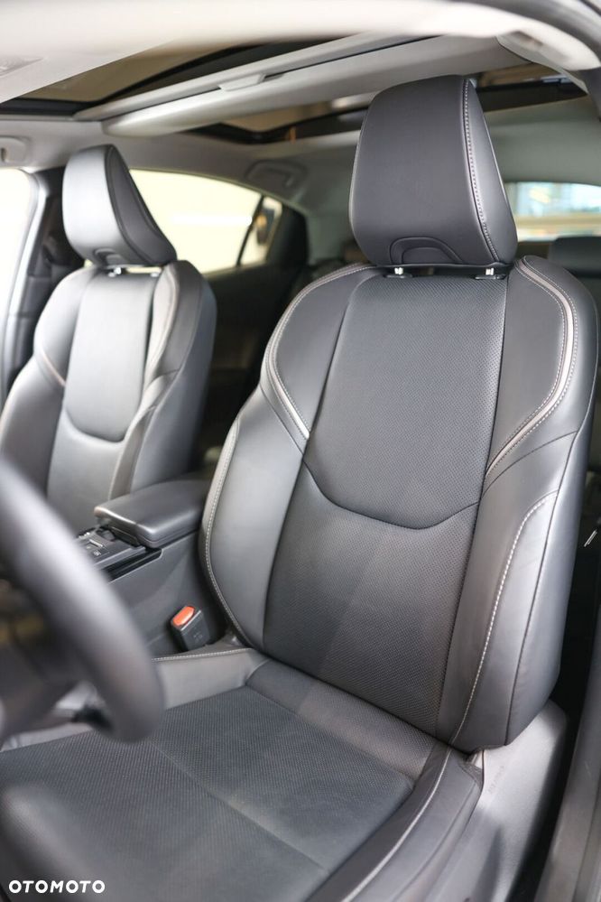 Toyota Prius - 8