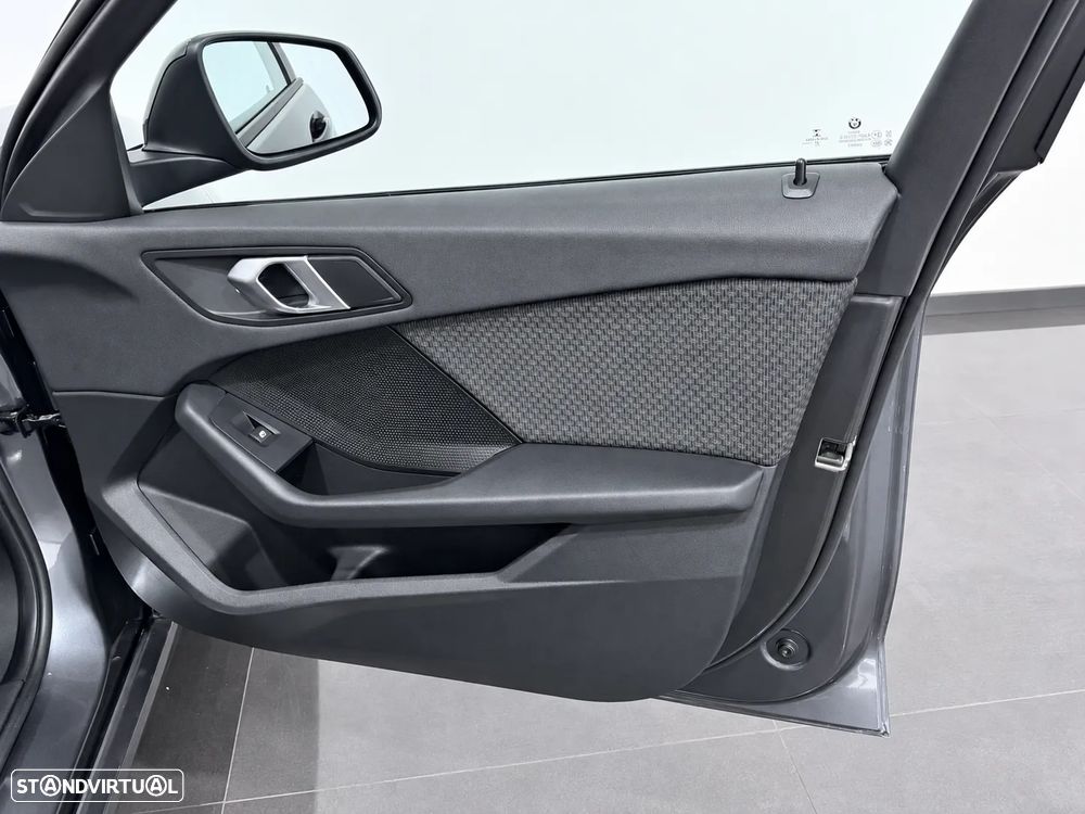 BMW 118 - 42