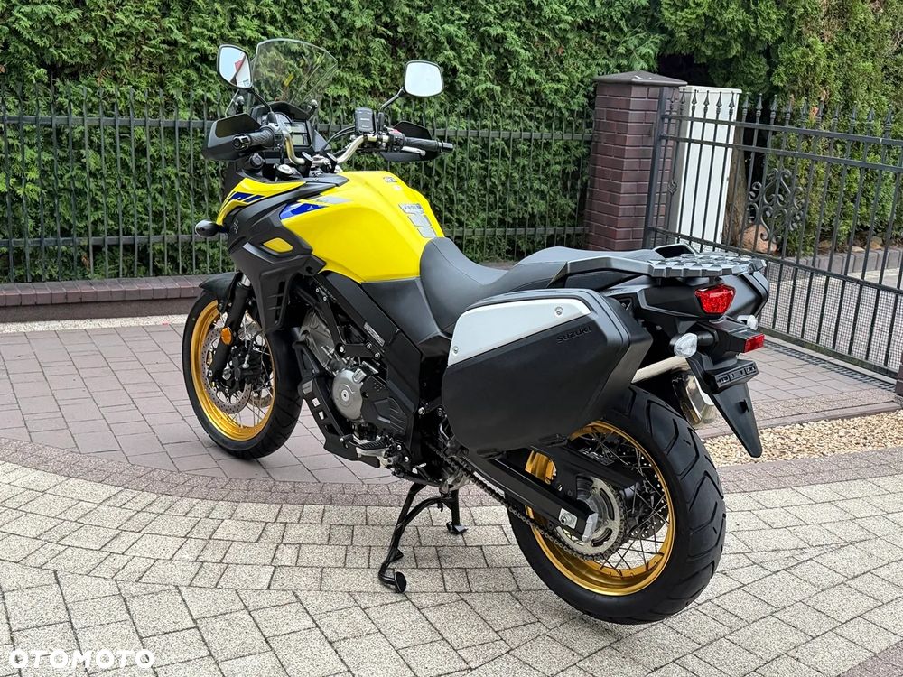 Suzuki V-STROM - 3