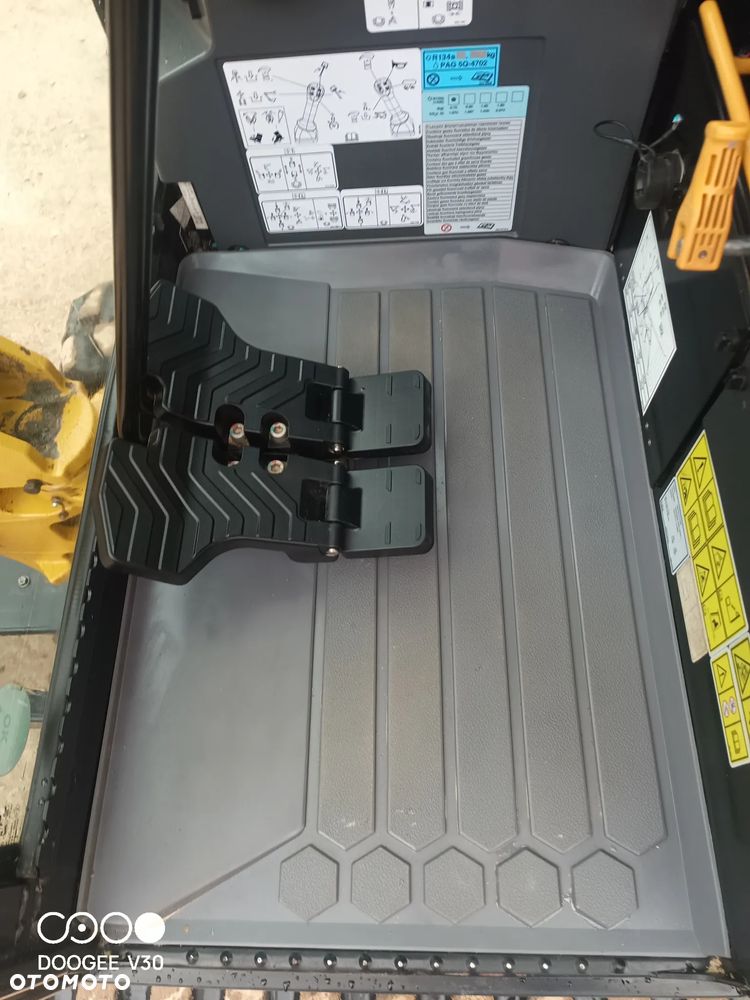 Caterpillar 301.8 - 11