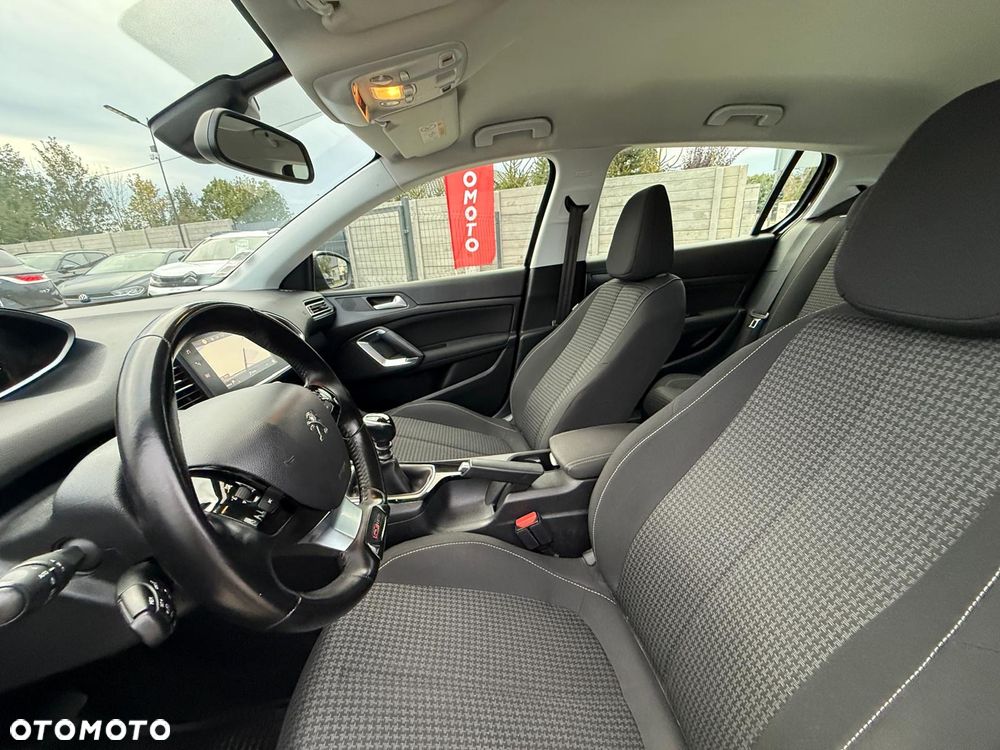 Peugeot 308 - 21
