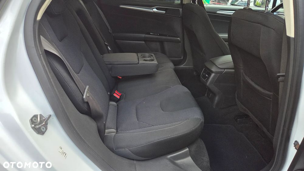 Ford Mondeo 2.0 TDCi STart-Stopp Titanium - 33