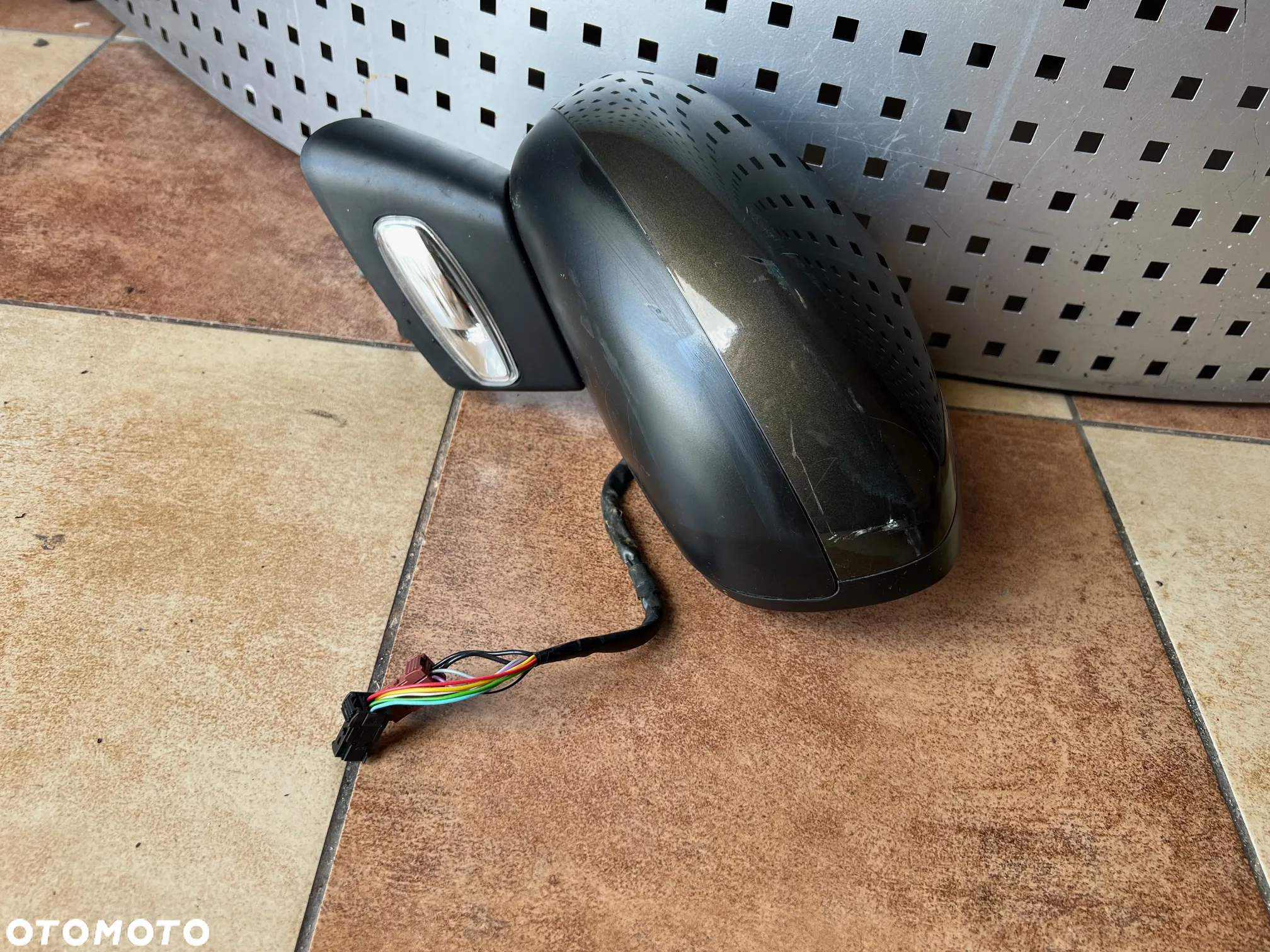 LUSTERKO LEWE CITROEN C3 II KDK 9 PIN - 2