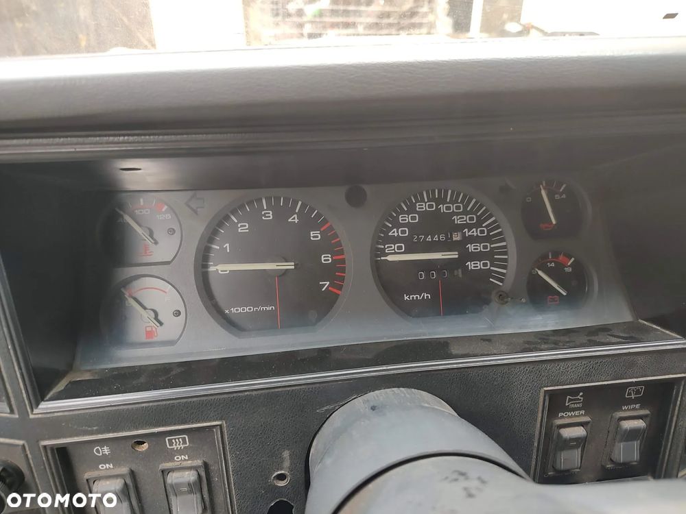 Jeep Cherokee 4.0 - 5