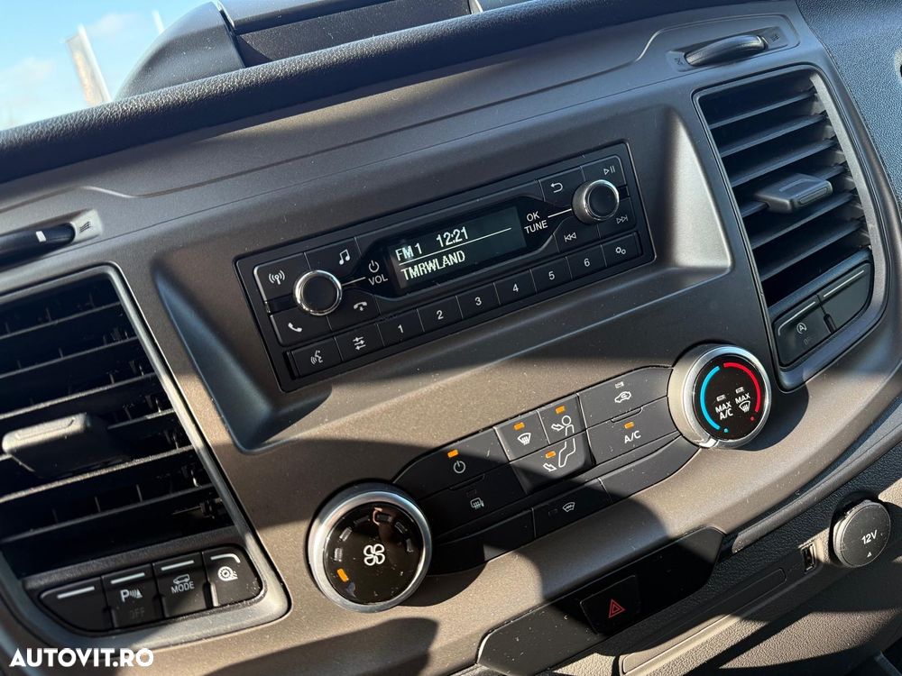 Ford Transit - 20