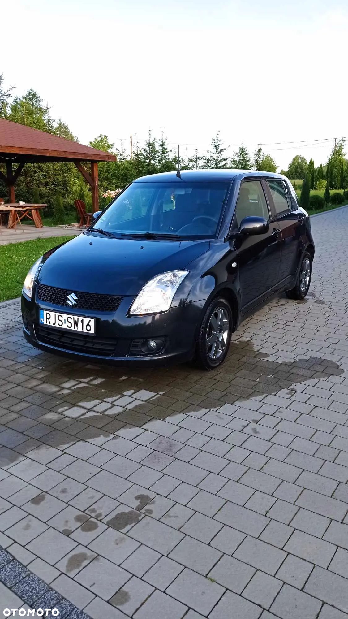 Suzuki Swift - 1