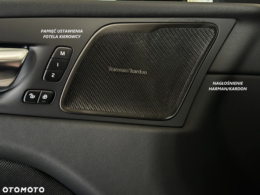 Volvo XC 60 B4 D AWD Plus Dark - 21