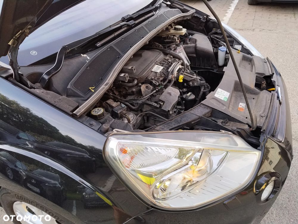 Ford S-Max 2.0 TDCi DPF Titanium - 22