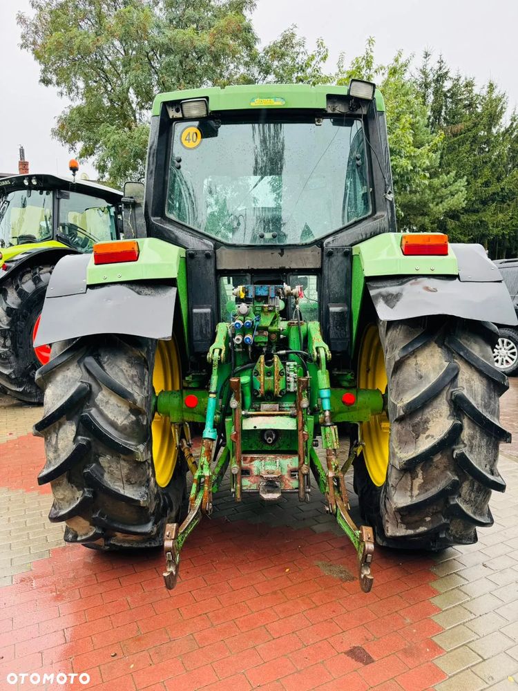 John Deere 6400 - 8