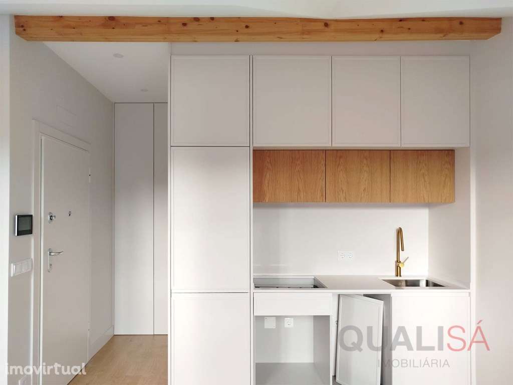 Apartamento T1 novo, com varanda e lugar de garagem em S. Vítor em ... - Grande imagem: 2/35