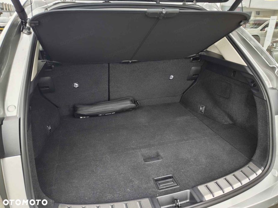 Lexus NX 350h Elegance 2WD - 15