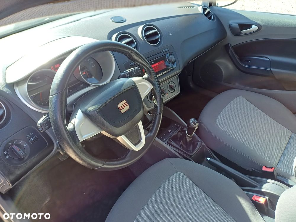 Seat Ibiza 1.4 16V Reference - 9