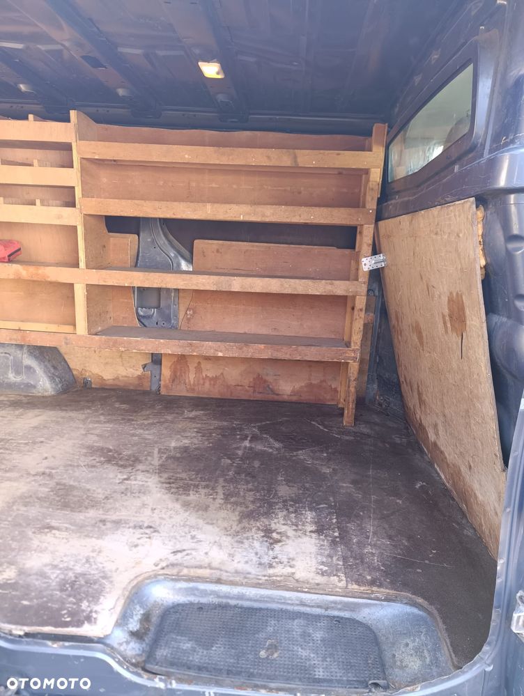 Opel Vivaro - 9