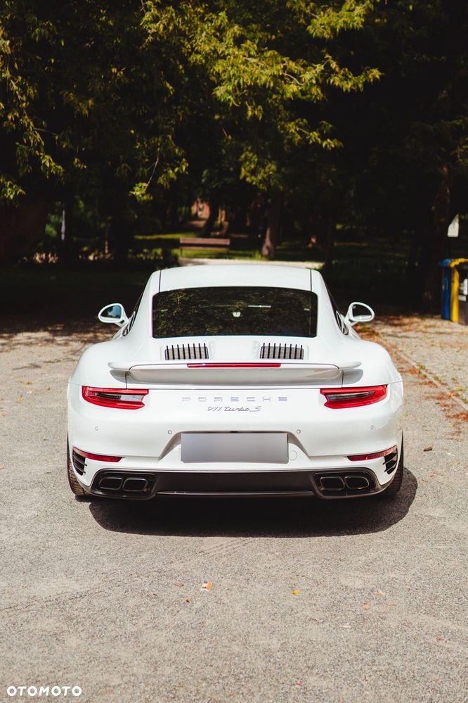 Porsche 911 - 9