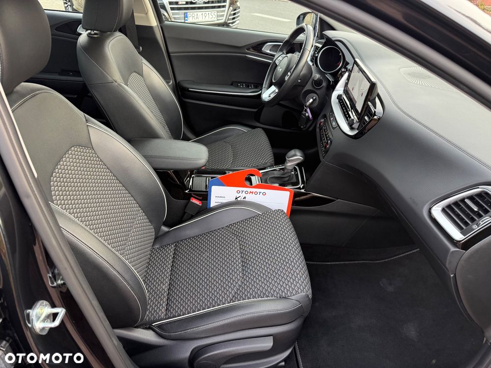 Kia XCeed 1.5 T-GDI L Business Line DCT - 10