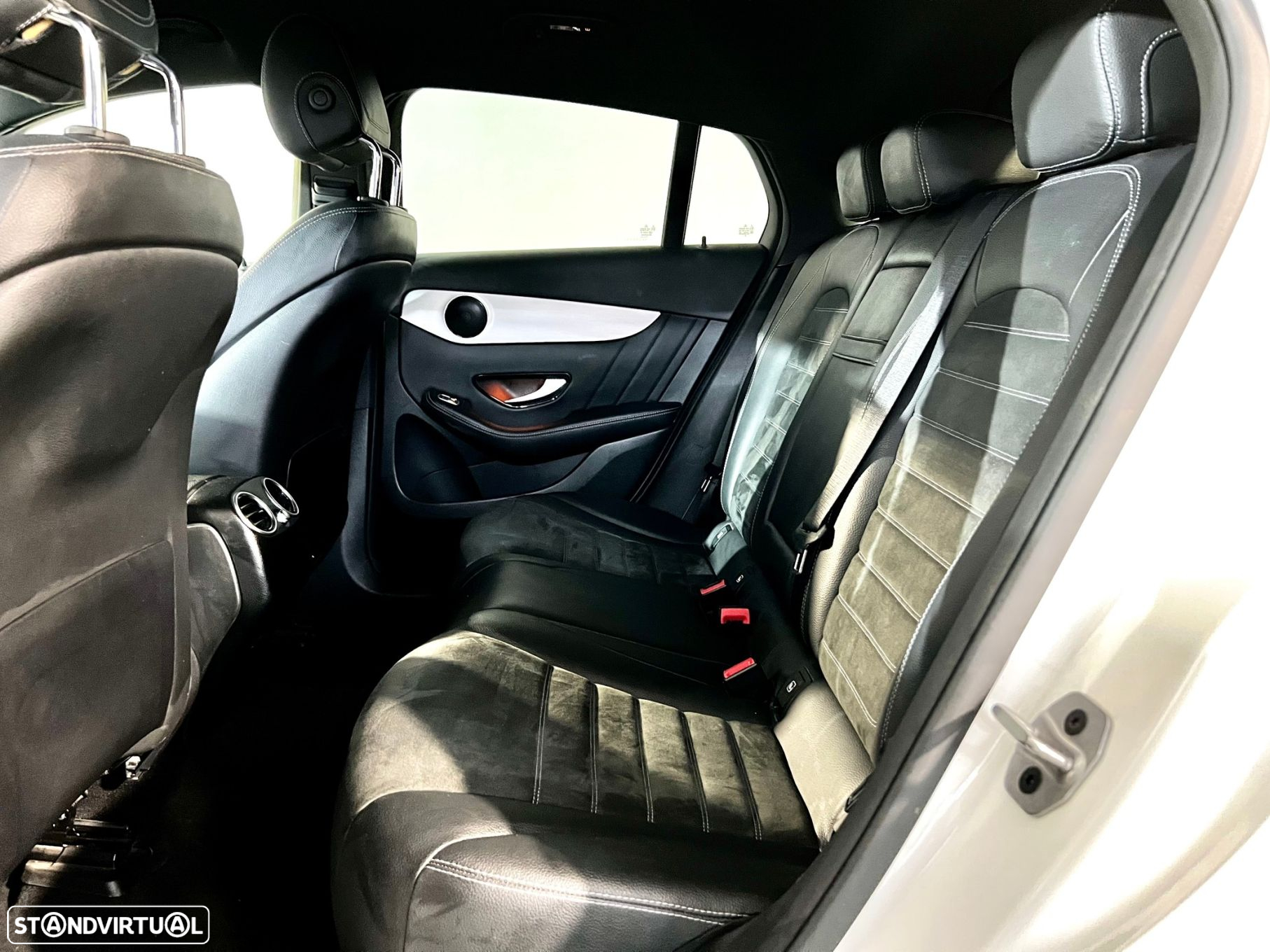 Mercedes-Benz GLC 300 de Coupé 4Matic - 6