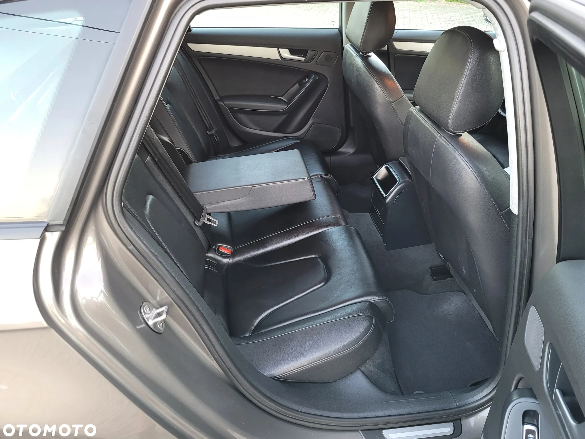 Audi A4 2.0 TDI - 24
