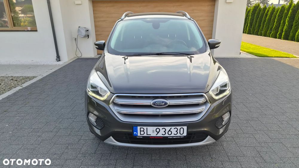 Ford Kuga 1.5 EcoBoost 2x4 Titanium - 4