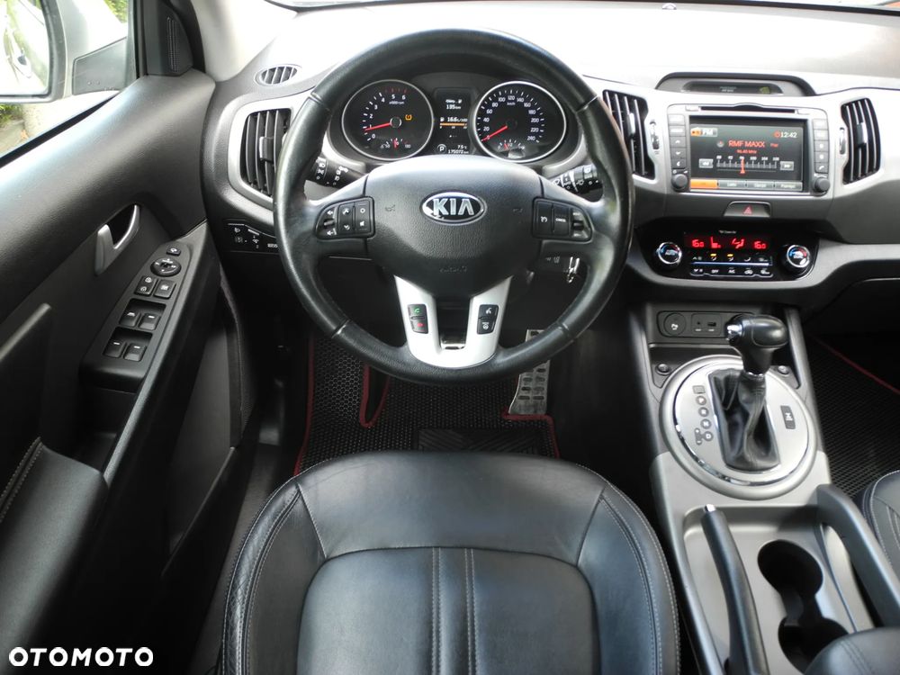 Kia Sportage 2.0 CRDI XL AWD - 9