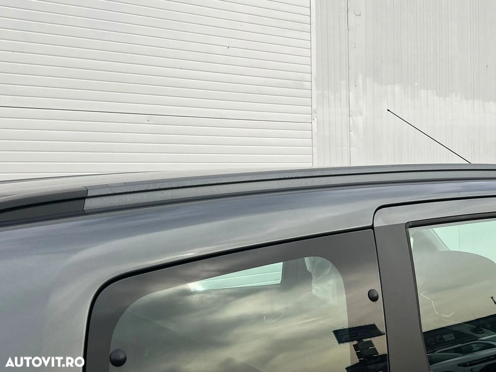 Dacia Lodgy 1.5 dCi 90 CP Stepway - 26