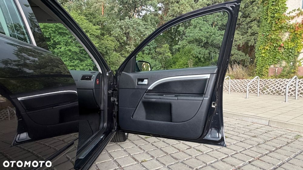 Ford Mondeo 2.0 TDCI DPF Ambiente - 12