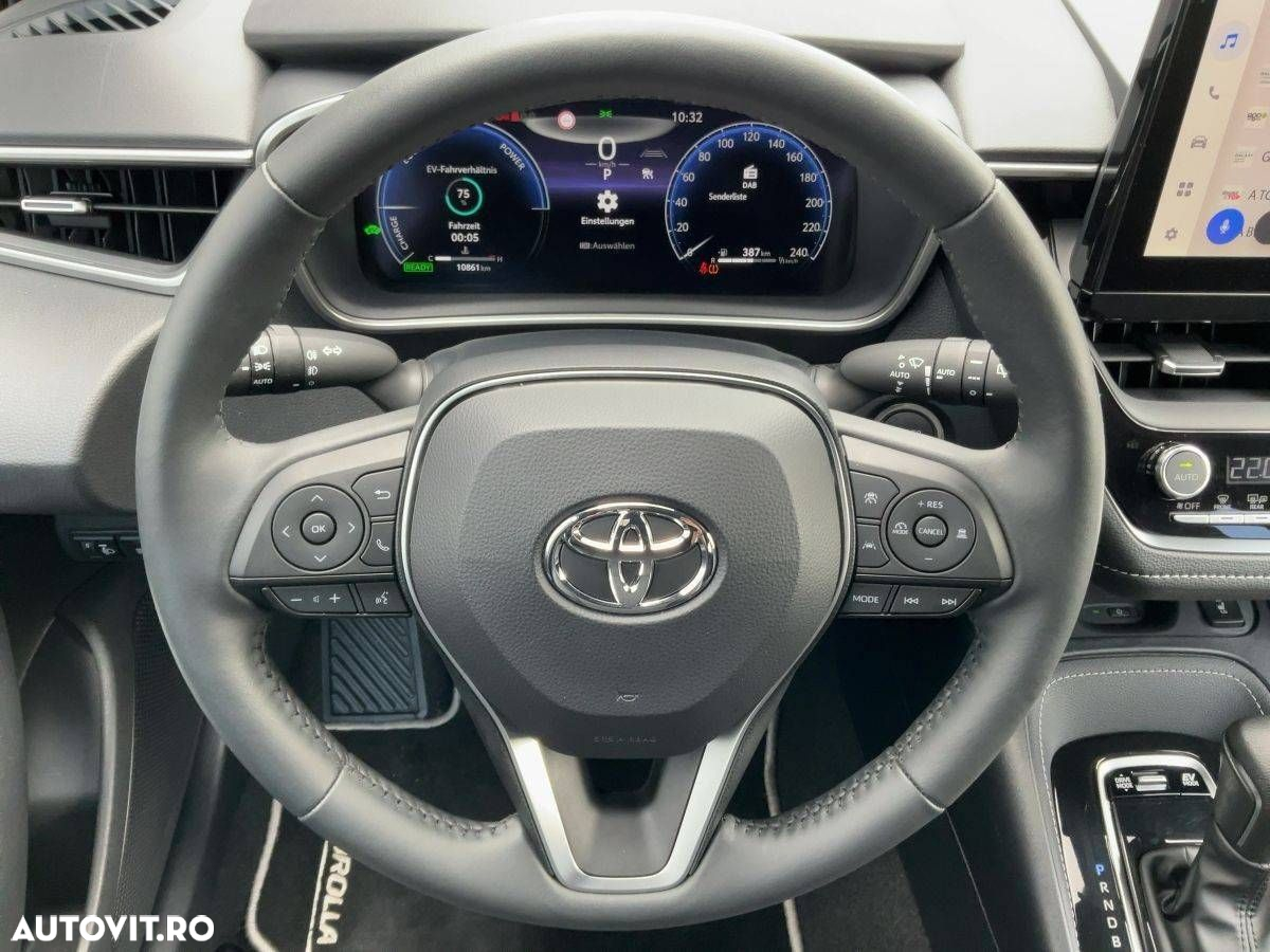 Toyota Corolla - 10