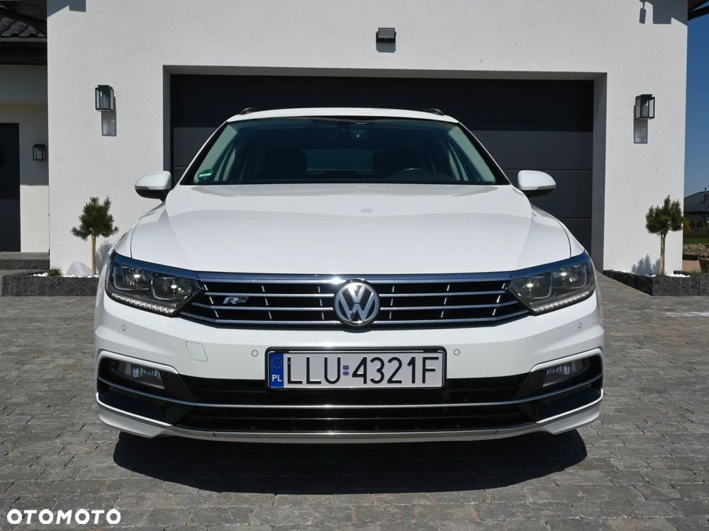 Volkswagen Passat - 2