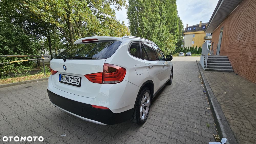 BMW X1 sDrive18d Sport Line - 7
