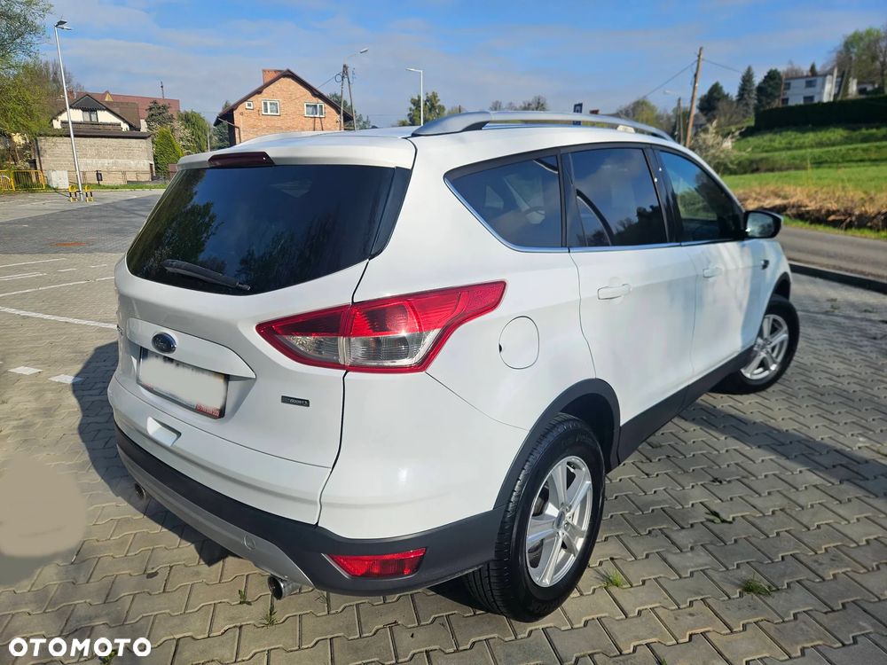 Ford Kuga 1.5 EcoBoost 2x4 Trend - 14