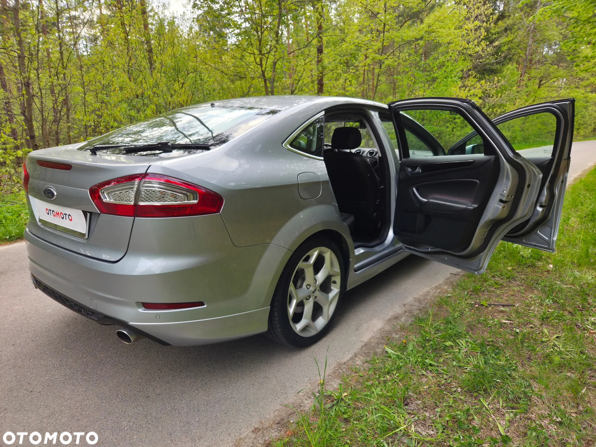 Ford Mondeo 2.0 TDCi Ghia - 23