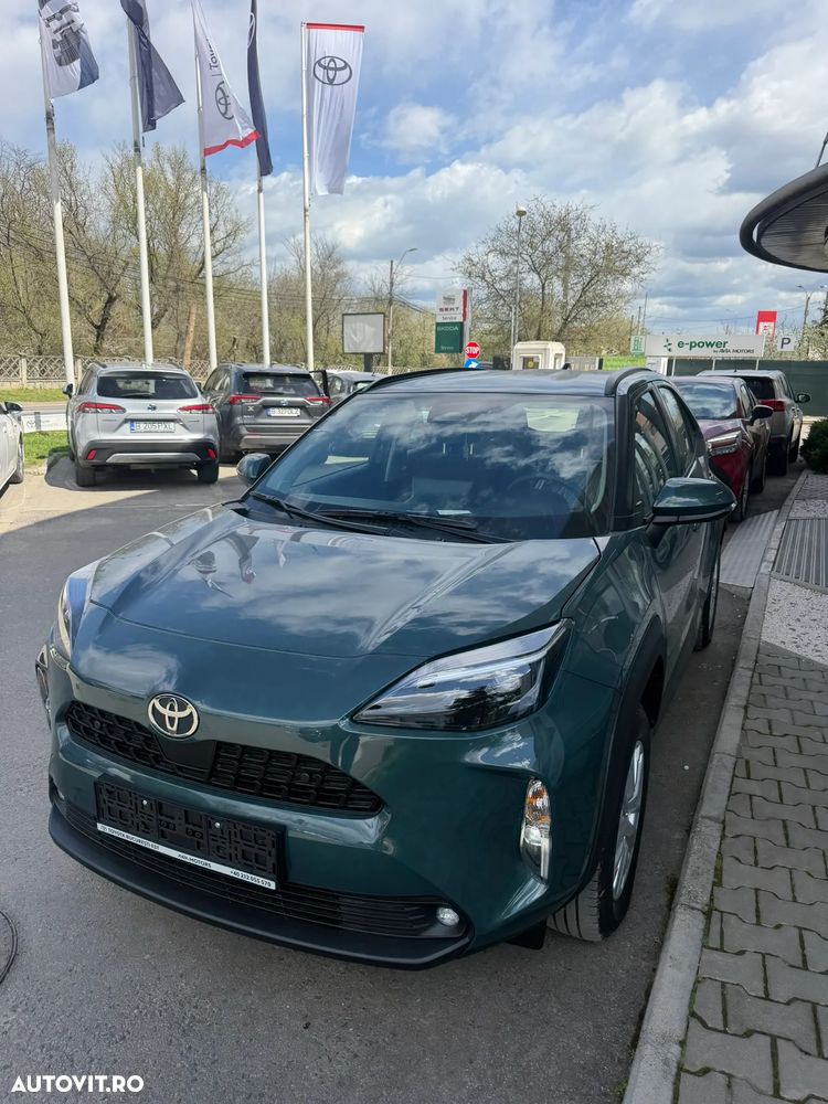 Toyota Yaris Cross 1.5 VVT-i HSD 116 4x2 HEV Business - 3
