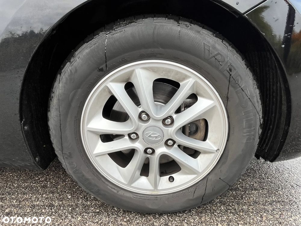 Hyundai i30 blue Kombi 1.6 GDi Style - 11