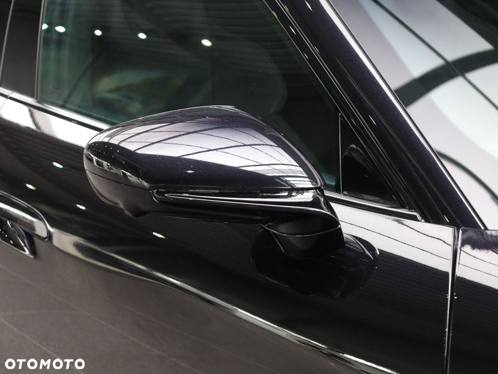 Porsche Taycan - 29