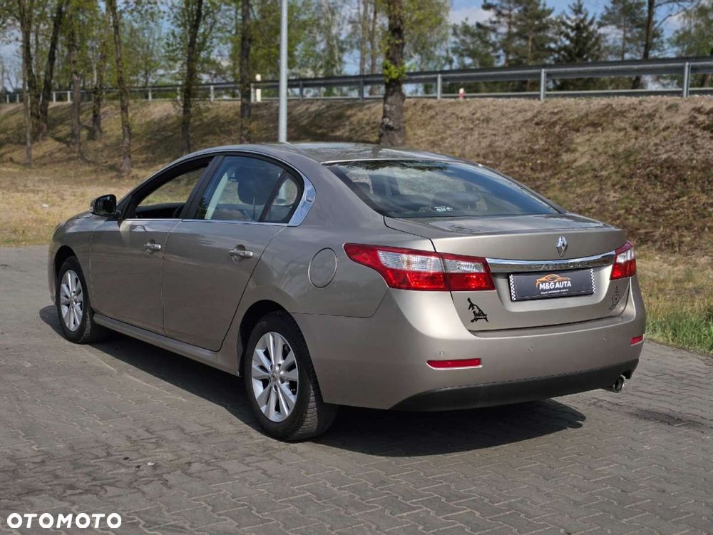 Renault Latitude - 10