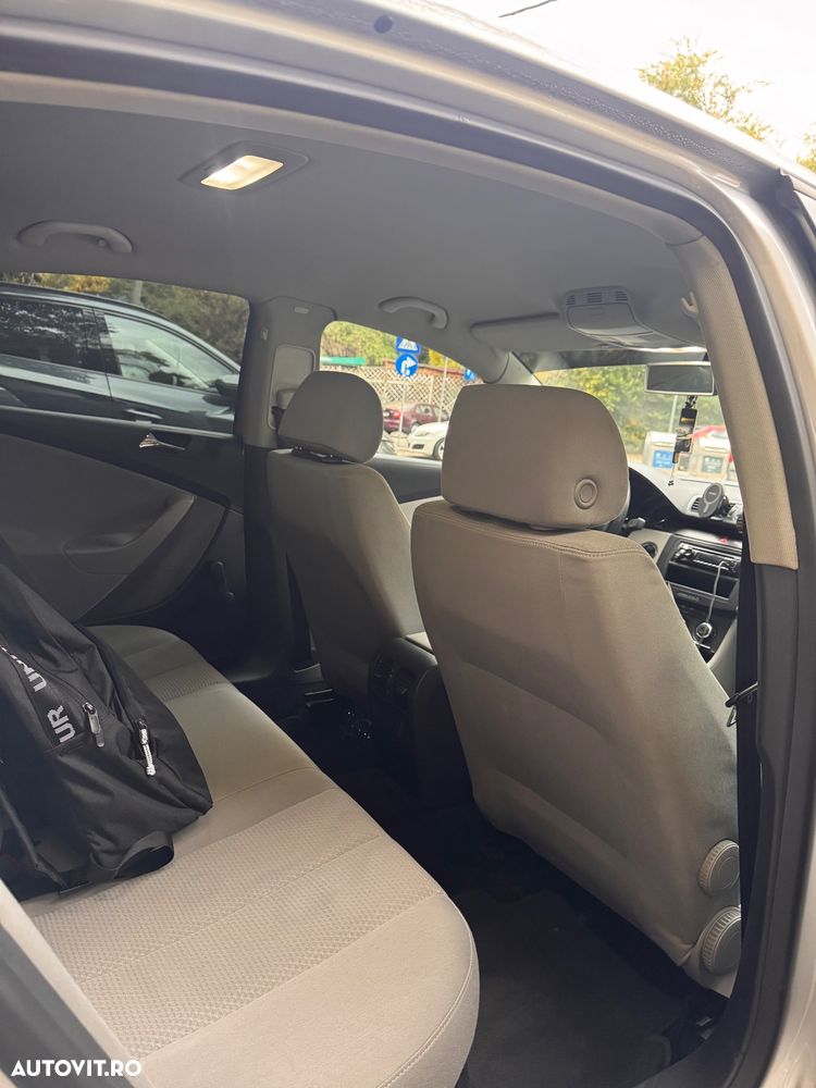Volkswagen Passat 2.0 TDI Comfortline - 6