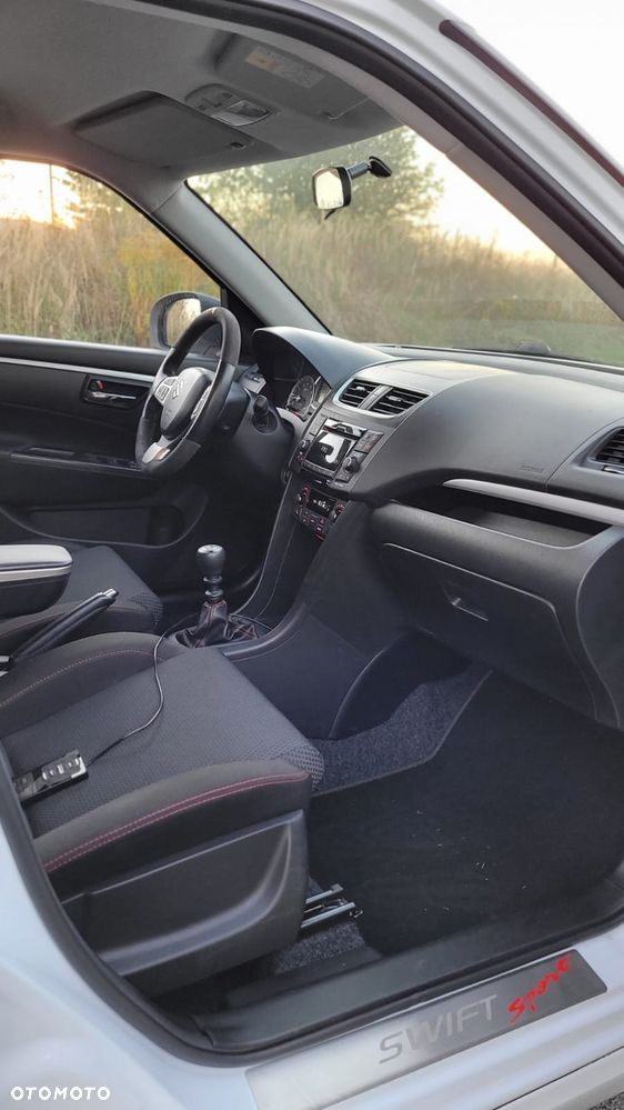 Suzuki Swift 1.6 Sport - 15