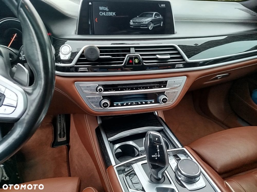 BMW Seria 7 - 15