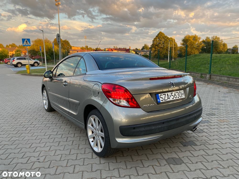 Peugeot 207 CC 120 VTi Roland Garros - 7