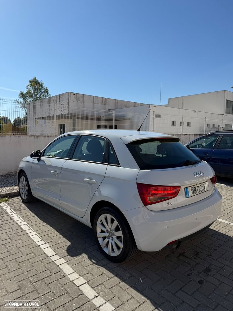 Audi A1 Sportback 1.6 TDI Sport - 4
