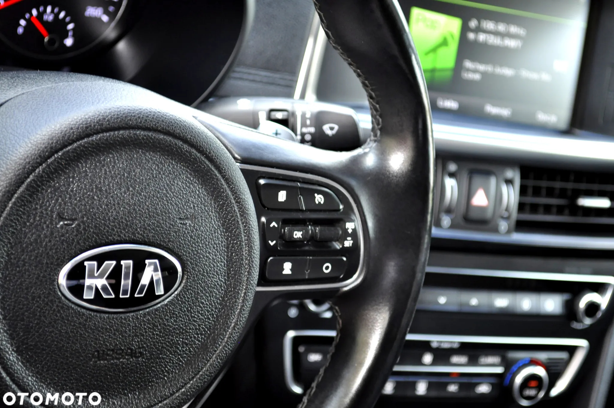 Kia Optima - 34