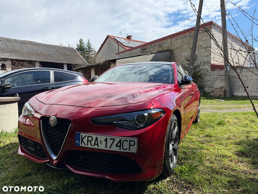 Alfa Romeo Giulia 2.0 Turbo 16V AT8-Q4 Veloce Ti - 24