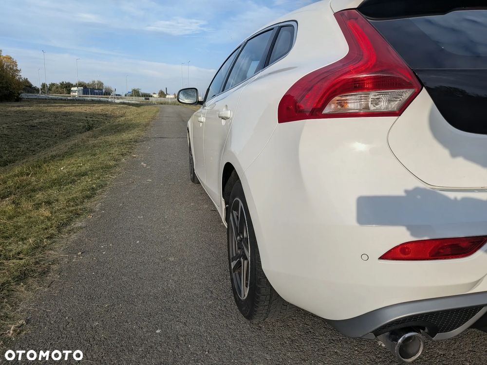Volvo V40 - 38