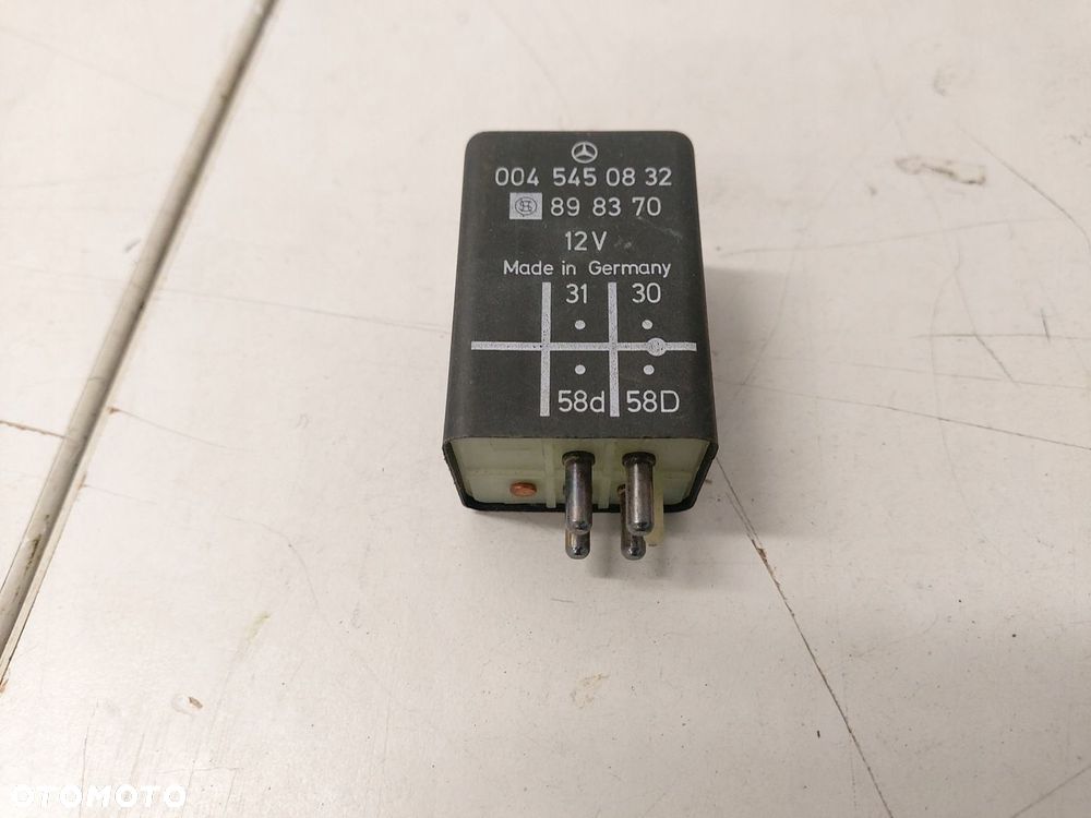 MERCEDES W124 W126 W201 MODUŁ PODŚWIETLENIA DESKI 0045450832