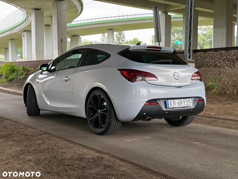 Opel Astra GTC 2.0 CDTI ecoFLEX Start/Stop - 35