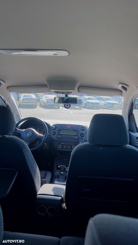 Volkswagen Golf Plus 1.6 TDI DPF DSG Style - 10